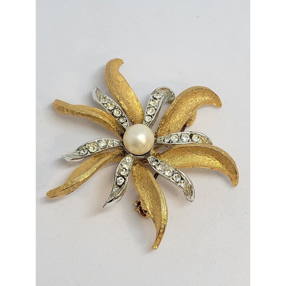Vtg Judy Lee Signed Clear Rhinestone Faux Pearl Star Flower 2 Tone Brooch Pin